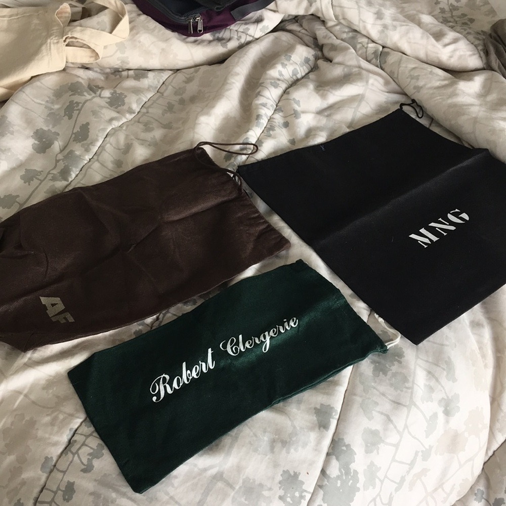 3 Shoe Bags **FREE W/ PURCHASE